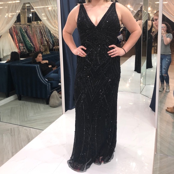 Prom dress !!!!!! - Picture 3 of 3